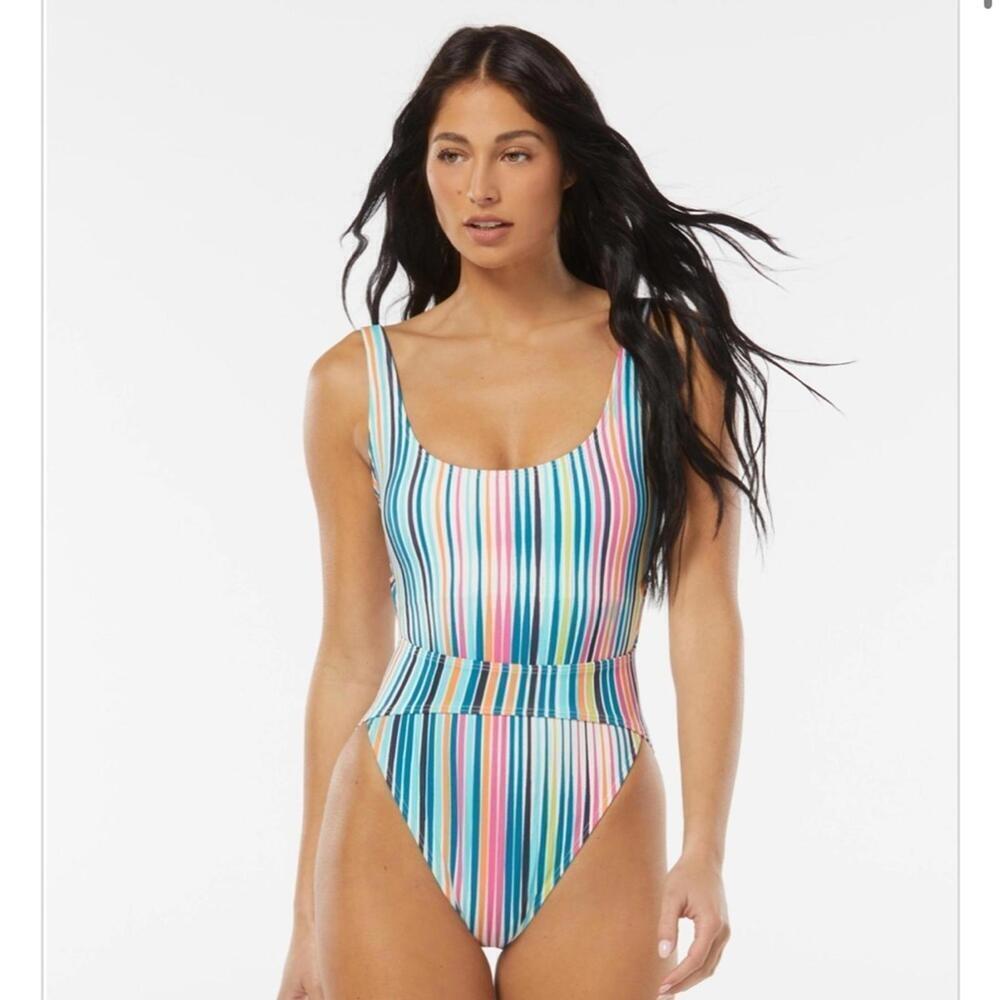 Vince Camuto Striped Women's High-Leg Cut-Out One-Piece Swimsuit Swimwear 10 New